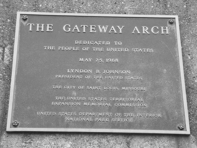 Gateway Arch — 4